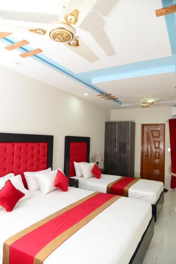 Hotel Deluxe Lahor Kültér fotó