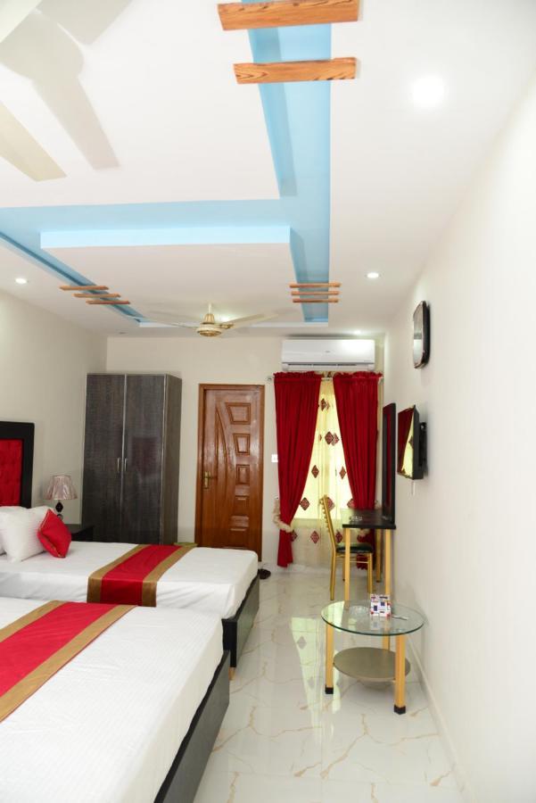 Hotel Deluxe Lahor Kültér fotó