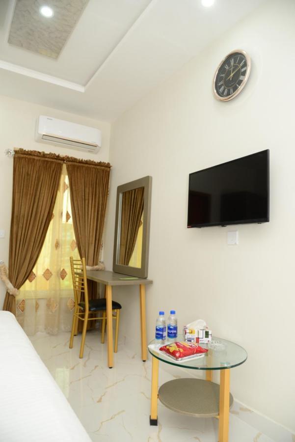 Hotel Deluxe Lahor Kültér fotó